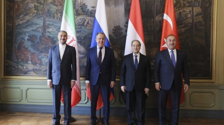 وزیران خارجه‌ی ترکیە، سوریە، روسیە و ایران در مسکو