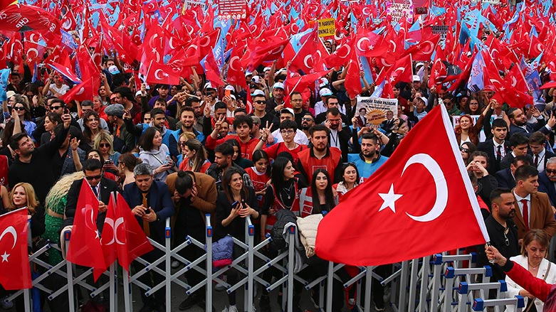 Supporters of Turkish CHP party leader and Nation Alliance's presidential candidate Kemal Kilicdaroglu wave Turkish flags during an election campaign rally in Ankara, May 12, 2023. (Photo: Ali Unal/ AP)