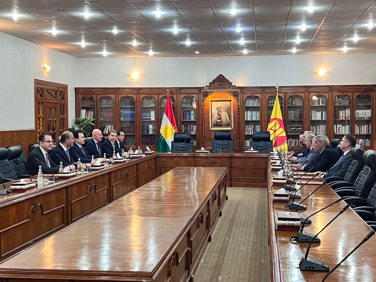 کۆبوونەوەی هەردوو مەکتەبی سیاسی پارتی و یەکێتی لە پیرمام | وێنە: نەورەس عەبدوڵڵا - کوردستان24