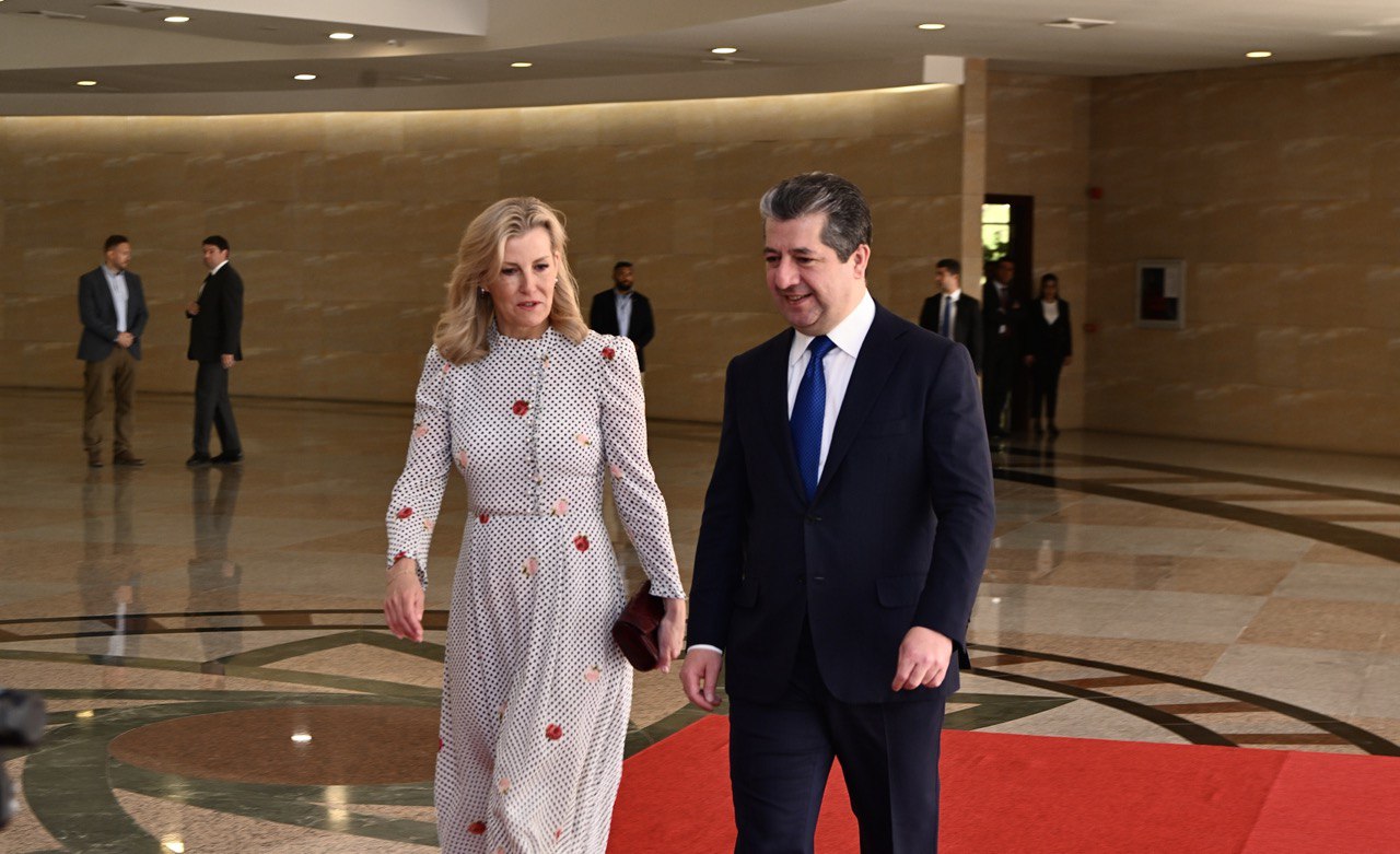 Kurdistan Region Prime Minister Masrour Barzani (right) walks with United Kingdom’s Duchess of Edinburgh, Sophie Helen Rhys-Jones, May 23, 2023. (Photo: KRG)