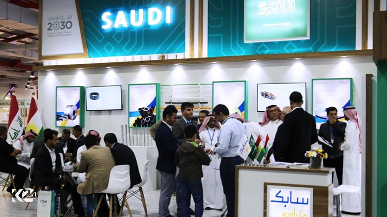 إحدى الشركات المشاركة في المعرض الدولي الثالث عشر للبناء والإعمار والإنشاءات