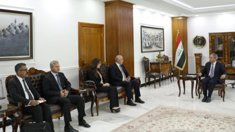 The President of the Supreme Judicial Council, Faiq Zidan (right), during his meeting with Kurdistan Regional Government (KRG) Acting Minister of Natural Resources, Kamal Mohammed Salih, May 29, 2023. (Photo: Iraqi News Agency)