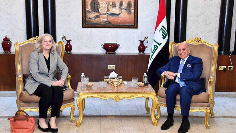 فواد حوسێن و ئیلینا رۆمانۆوسکی