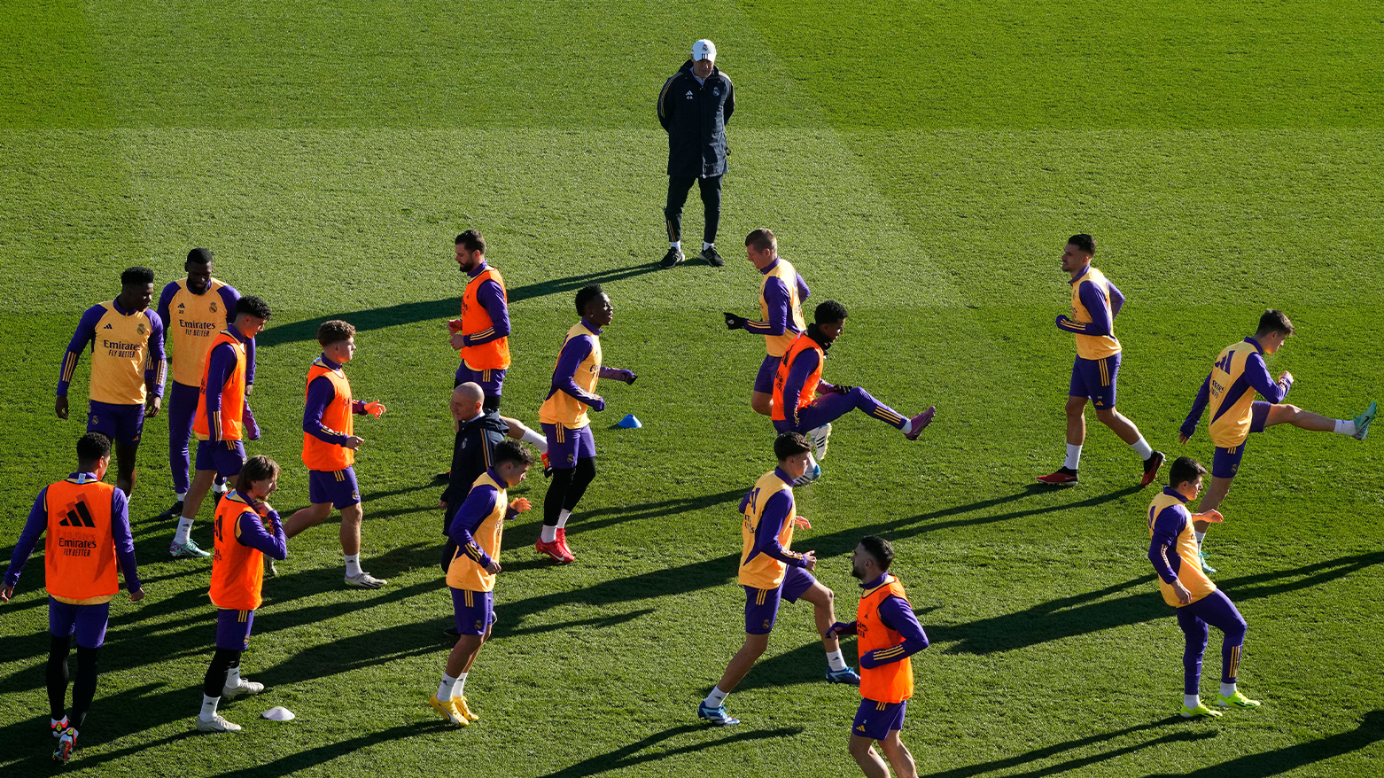Real Madrid's head coach Carlo Ancelotti watches his players during an open day training session. (Photo: AP)