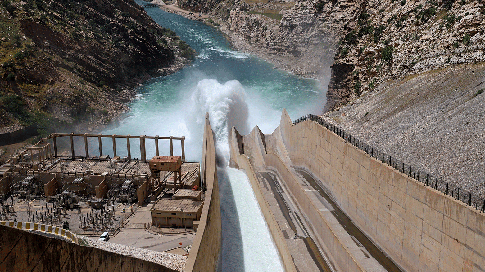A picture taken on May 5, 2024 shows the Darbandikhan Dam in Kurdistan Region almost full after strong rainfalls. (Photo: AFP)
