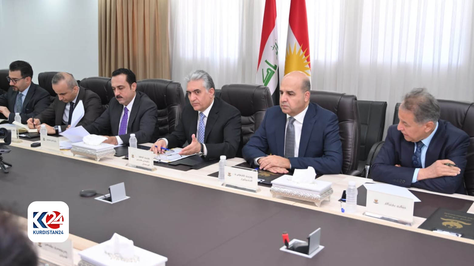 Interior Minister Rebar Ahmed, Municipalities Minister Sasan Awni, Erbil Governor Omed Khoshnawm, and other officials during the meeting. (Photo: Kurdistan 24)
