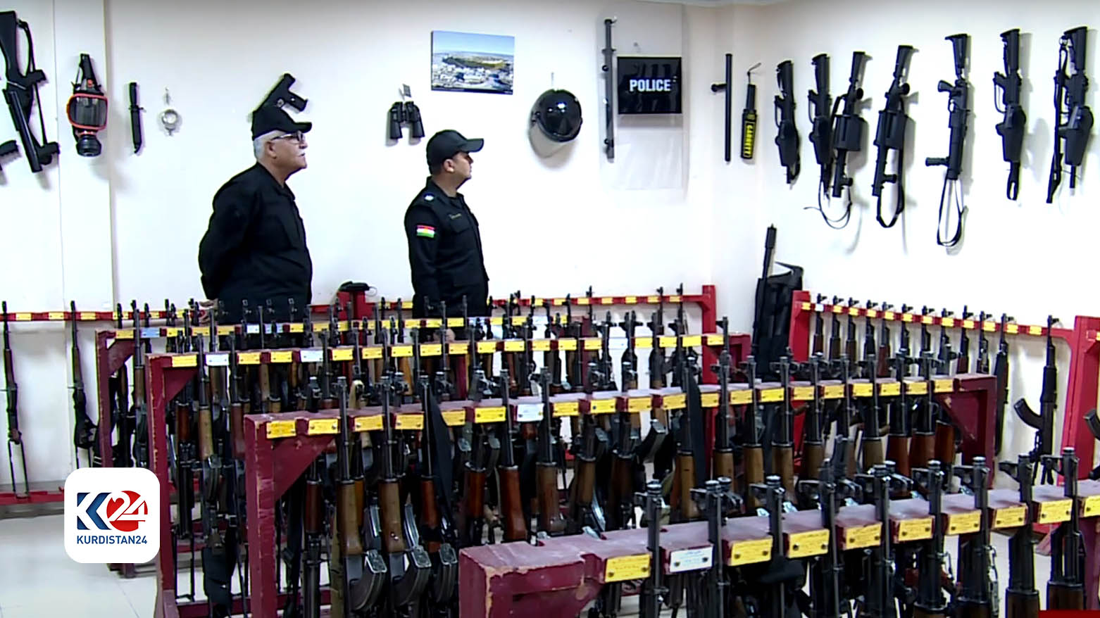 Registering unlicensed weapons in one of the Kurdistan Region police stations. (Photo: Kurdistan24)