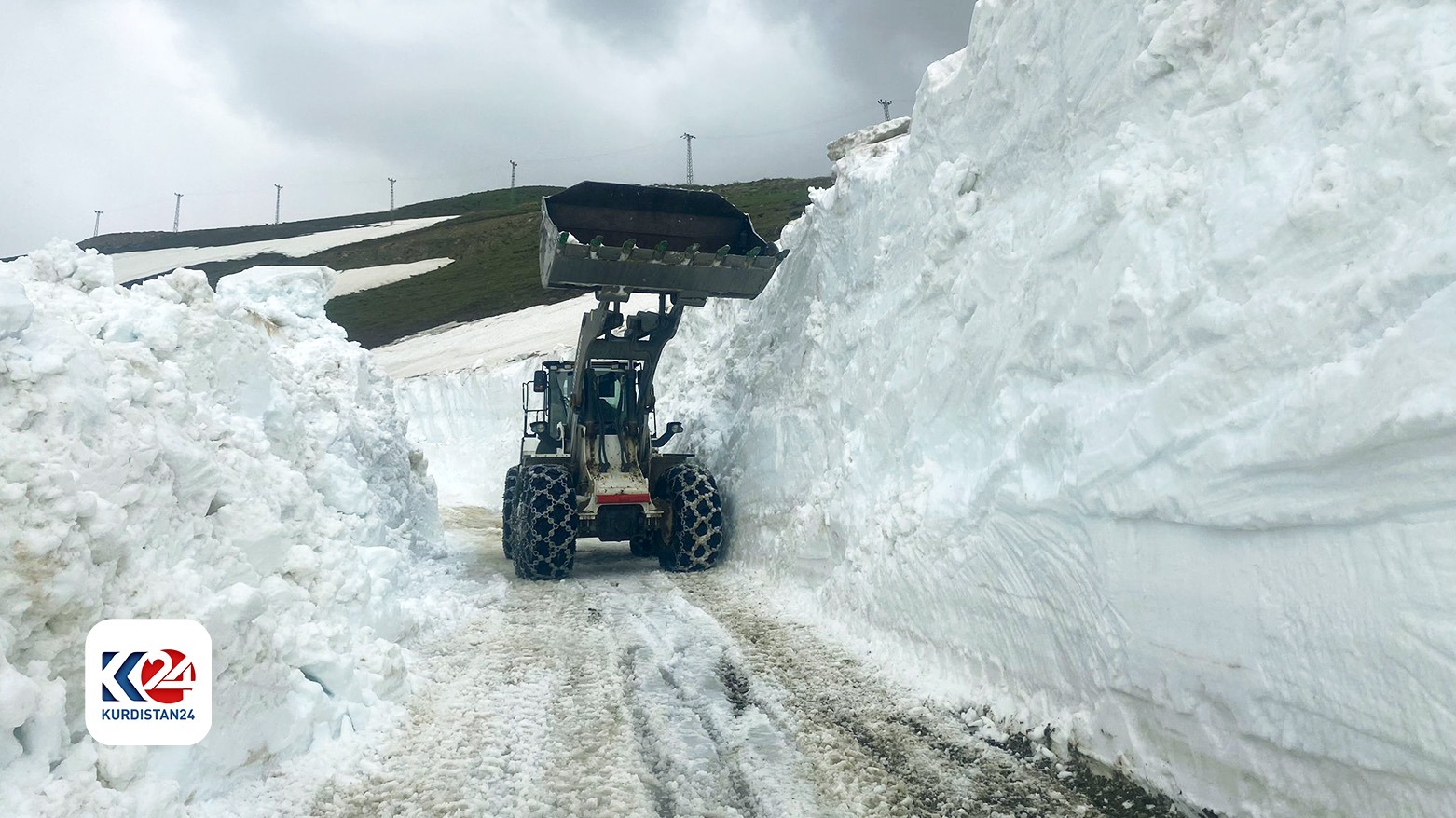 Li Geverê rêyên ku ji ber berfê girtî ne tên vekirin