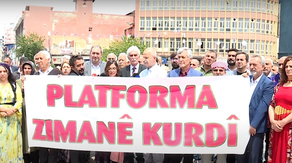 Li Diyarbekirê Cejna Zimanê Kurdî bi çalakiyan hat pîrozkirin