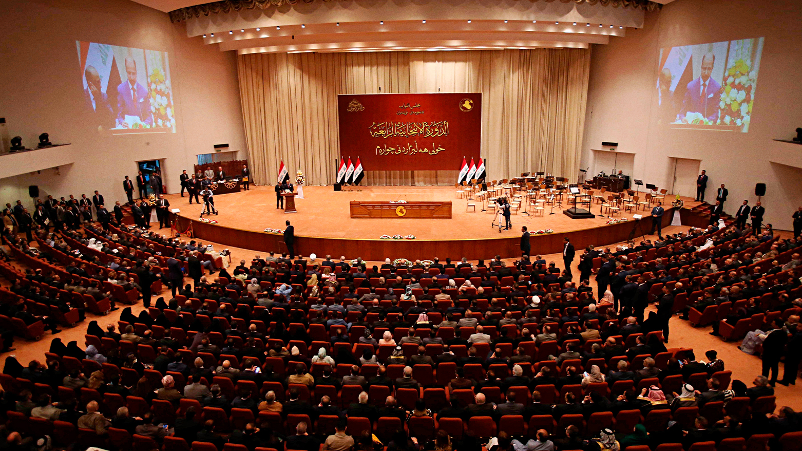 Chaos in Iraqi parliament attempt to impose dictatorship political analyst