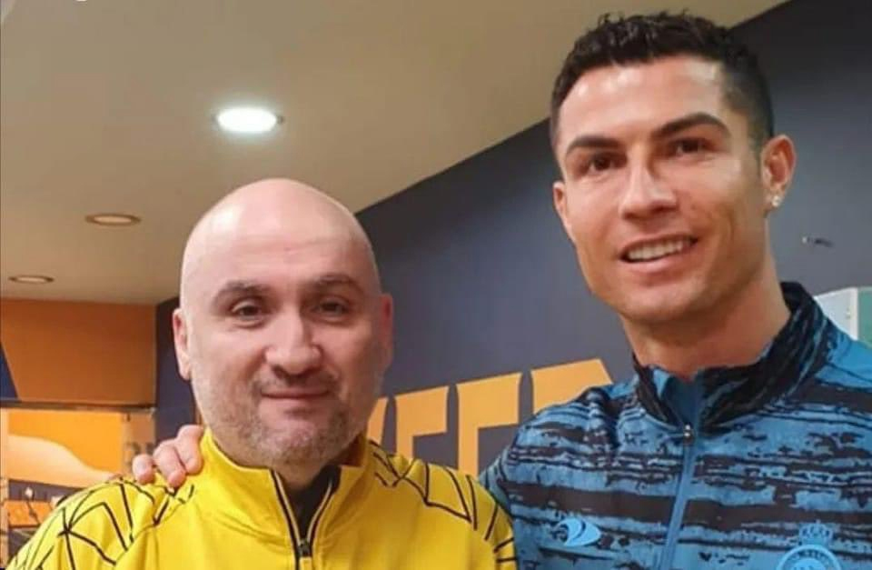 كریستیانۆ رۆناڵدۆ لەگەڵ مەحموود هینانی وەرگێرە كوردەكەی رۆژئاوای كوردستان