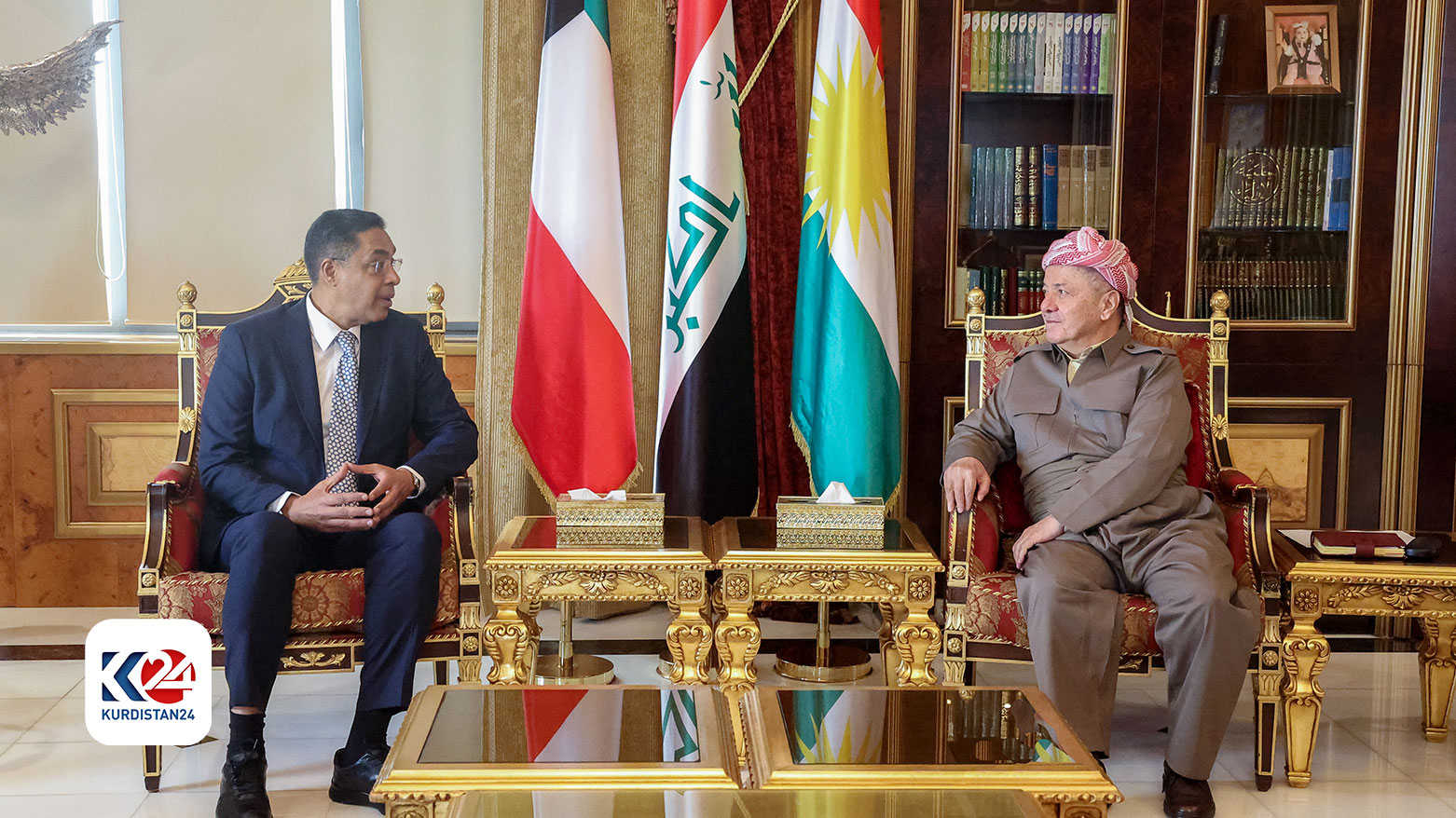KDP President Masoud Barzani (R) and Kuwait's Ambassador to Iraq, Tariq Abdullah al-Faraj (L). (Photo: Barzani HQ)