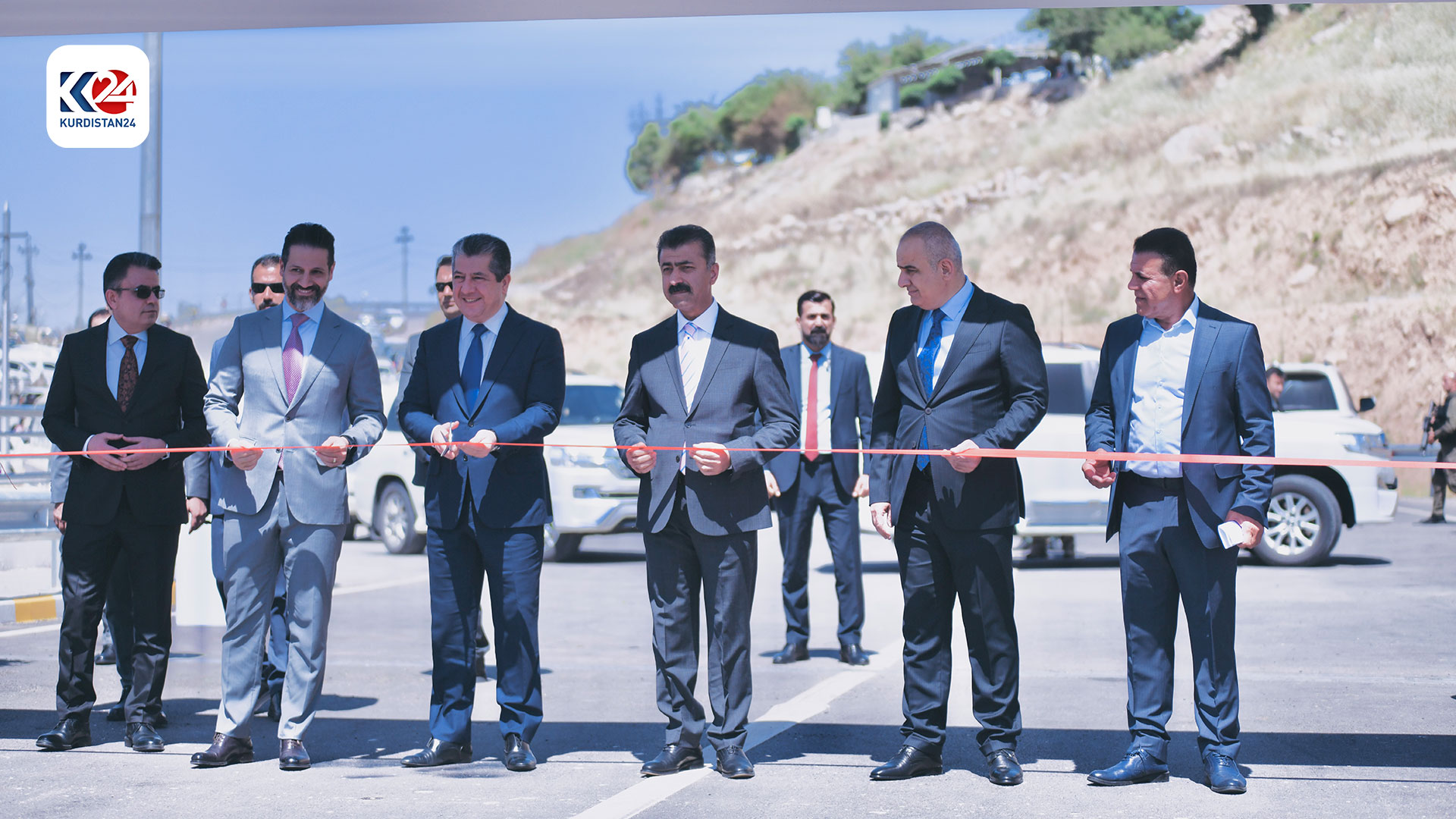 بحضور رئيس حكومة إقليم كوردستان.. افتتاح جسر 