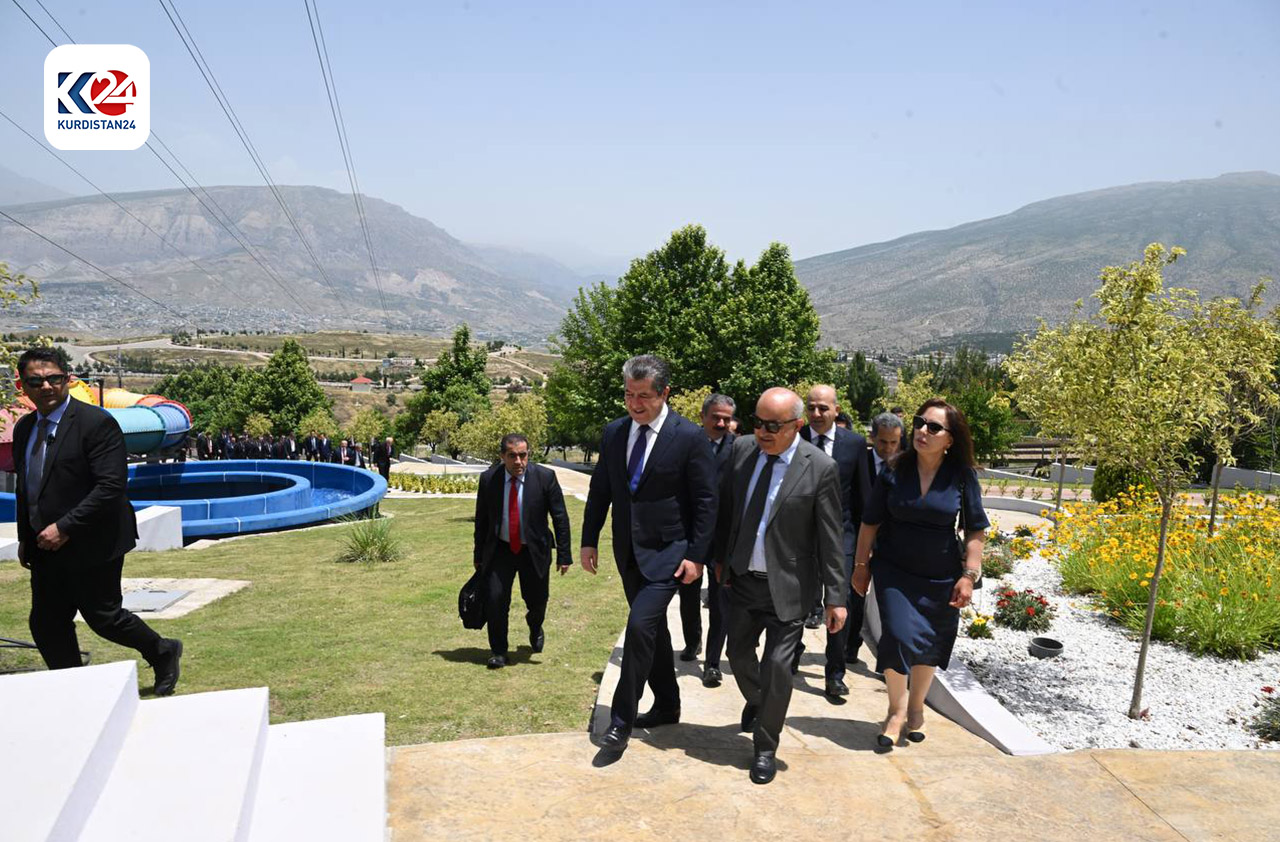 سەرۆکوەزیران لە کاتی کردنەوەی پرۆژەی 