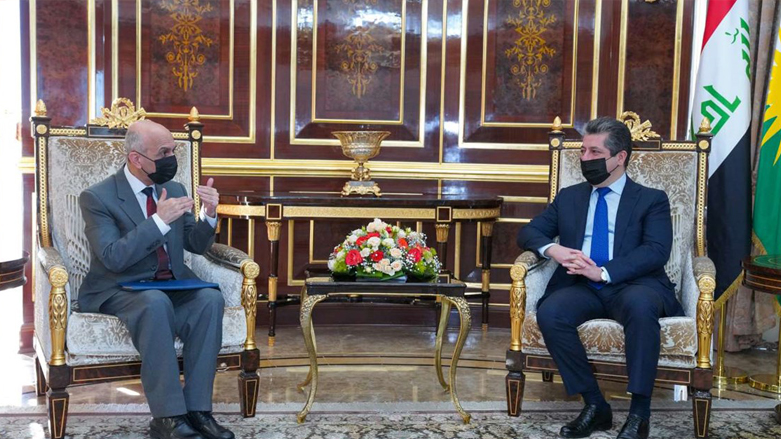 Kurdistan Region Prime Minister Masrour Barzani in meeting with head of KRG Board of Environmental Protection and Improvement, Nov. 7, 2021. (Photo: KRG)
