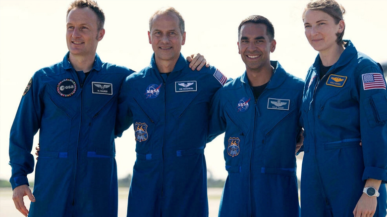 أربعة رواد فضاء يقلعون إلى محطة الفضاء الدولية عبر "سبايس إكس"