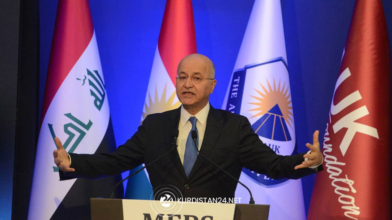 Iraqi President Barham Salih delivers a speech at the Middle East Peace and Security Forum (MEPS21) in the American University of Kurdistan in Duhok, Nov. 16, 2021. (Photo: Kurdistan 24)