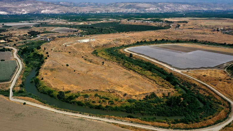 لقطة جوية لنهر الأردن بمحاذاة الحدود الأردنية مع الأراضي الإسرائيلية في 15 تموز 2021
