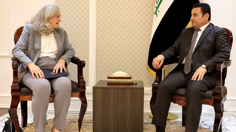 الأعرجي والسفيرة الأمريكية يتباحثان التعاون في مكافحة الإرهاب وإنهاء ملف مخيم الهول 