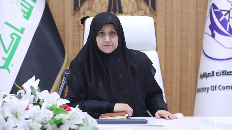 وزيرة الاتصالات العراقية تؤكد عودة أسعار بطاقات شحن الهواتف إلى سابق عهدها 