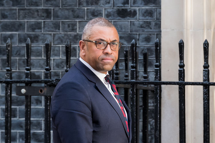 جەیمس کڵێڤەرڵی