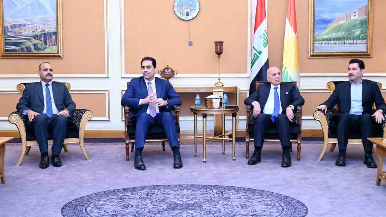وزير الخارجية ونائبا رئيس مجلس النواب العراقي يصلون أربيل