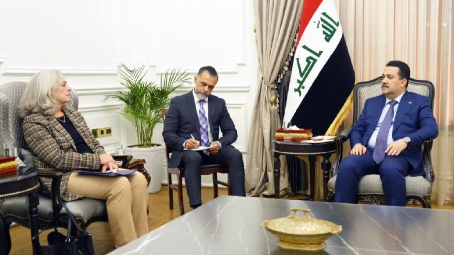 دیدار محمد شیاع السودانی نخست‌وزیر عراق با الینا رومانوفسکی سفیرآمریکا در بغداد