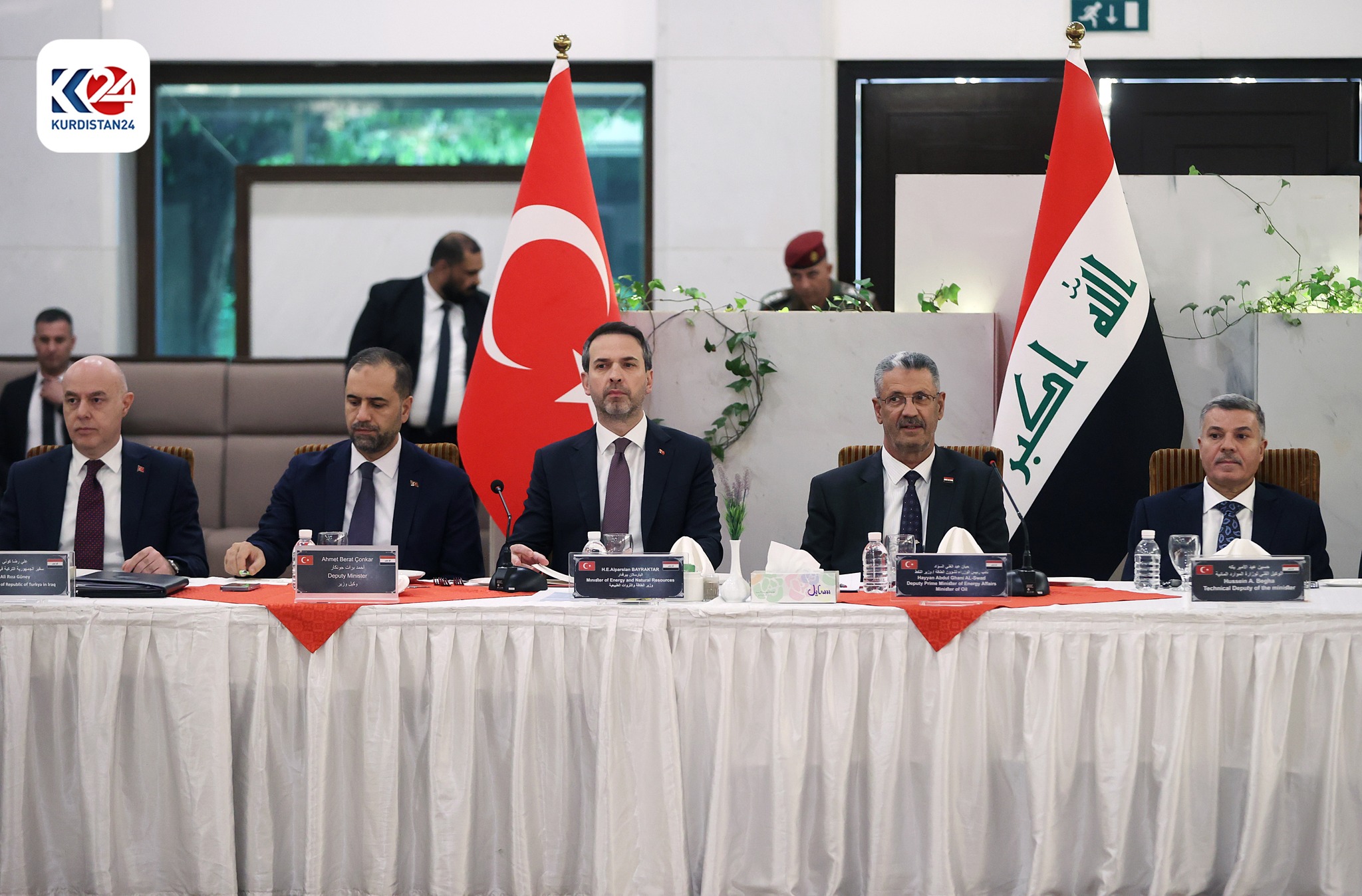 Bakan Bayraktar, Irak’ta faaliyet gösteren Türk şirketlerinin temsilcileriyle görüştü