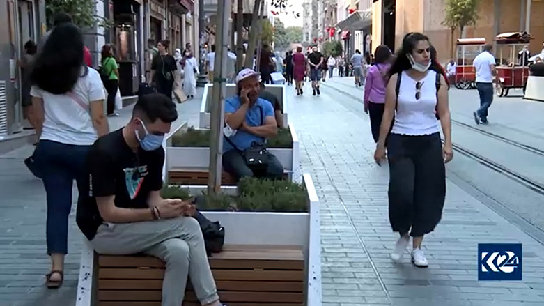 Hêviya ciwanên Tirk ji pêşerojê şikestiye