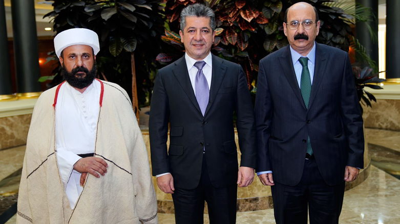 مسرور بارزاني يتوسط أمير الإيزيديين وبابا شيخ الإيزيديين