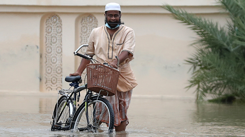 الحق إعصار شاهين أضراراً بالغة في سلطنة عمان - فرانس برس