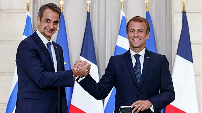 Kiryakos Miçotakis ve Emmanuel Macron