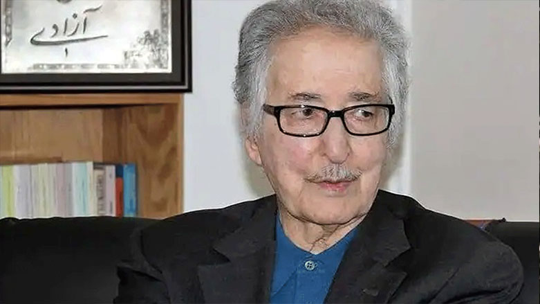 حه&zwnj;سه&zwnj;ن به&zwnj;نی سه&zwnj;در له&zwnj; تافی لاوێتیدا