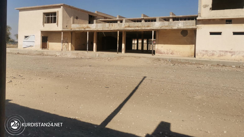 The exterior of the Topzawa military base in southern Kirkuk province, where thousands of Anfal victims were segregated from their families before being transported to prison camps, Oct. 24, 2021. (Photo: Hemin Dalo/Kurdistan24)