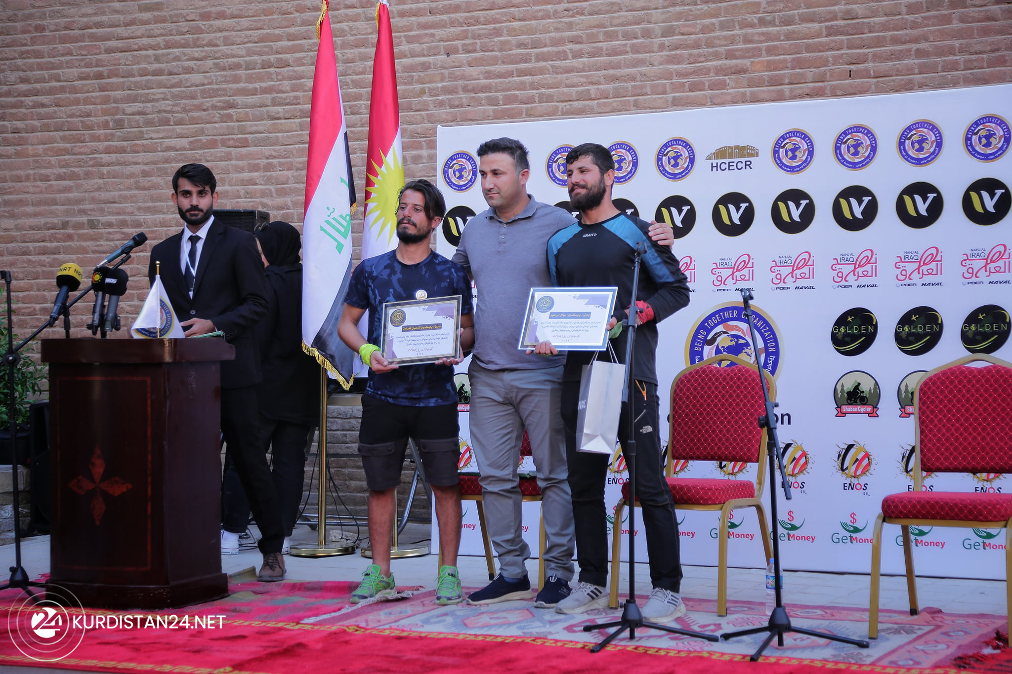 The Kurdish cyclists are being awareded on Erbil citadel upon their return. Oct. 24, 2021. (Photo: Erbil Governorate)