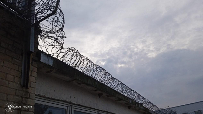 السجن الذي يُتجز فيه المهاجرون الكورد - صورة: كوردستان 24