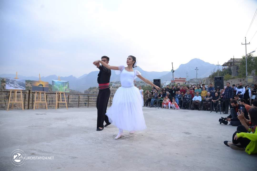 Fest&icirc;vala Şanoya li Ser Kolanan - W&ecirc;ne: Sem&icirc;h Eyob