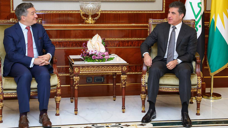 Kurdistan Region President Nechirvan Barzani (right) during his meeting with US top envoy to northeast Syria, Nikolas Granger in Erbil, Oct. 5, 2022. (Photo: Kurdistan Region Presidency)