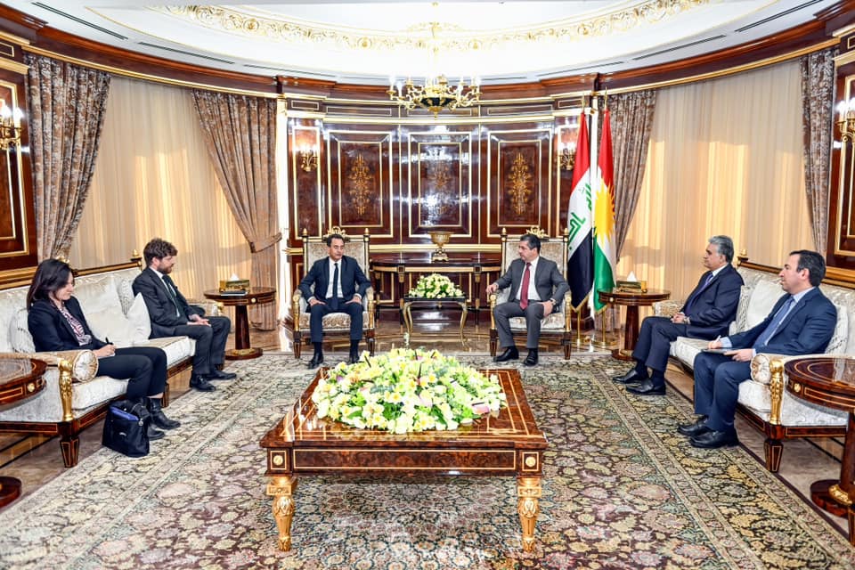 Kurdistan Region Prime Minister Masrour Barzani (top right) during his meeting with French Ambassador to Iraq Éric Chevalier in Erbil, Oct. 11, 2022. (Photo: KRG)