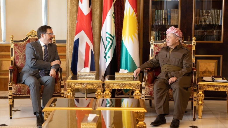 KDP President Masoud Barzani (right) during his meeting with UK Ambassador to Iraq Mark Bryson-Richardson, Oct. 17, 2022. (Photo: Barzani Headquarters)