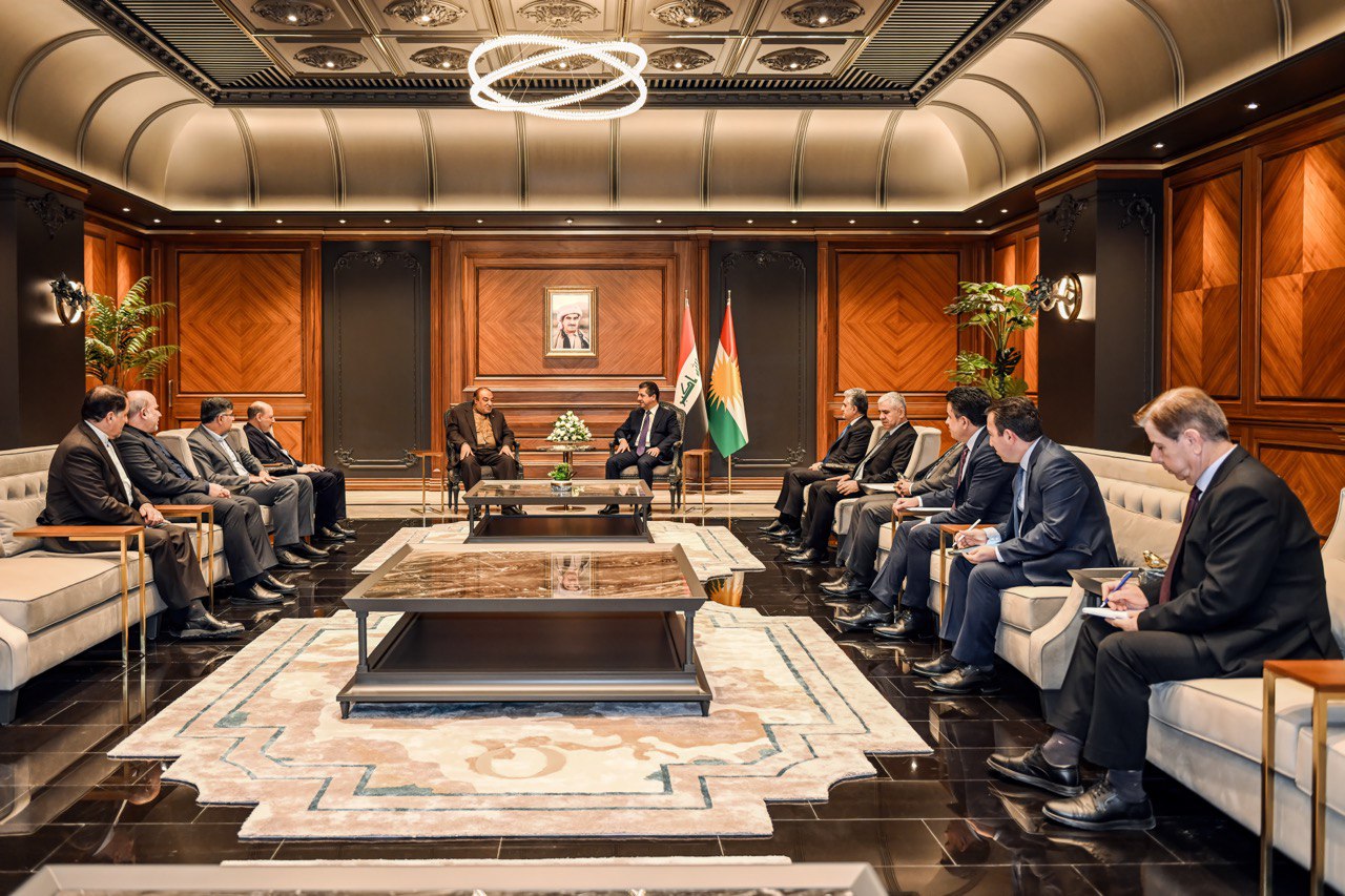 Kurdistan Region Prime Minister Masrour Barzani (top right) during his meeting with the Iranian delegation, Oct. 20, 2022. (Photo: KRG)