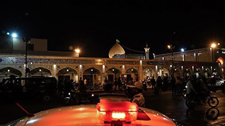 در حمله به زیارتگاه شاه‌ چراغ  دست‌کم ١٩ نفر کشته‌ شد‌‌ه‌اند