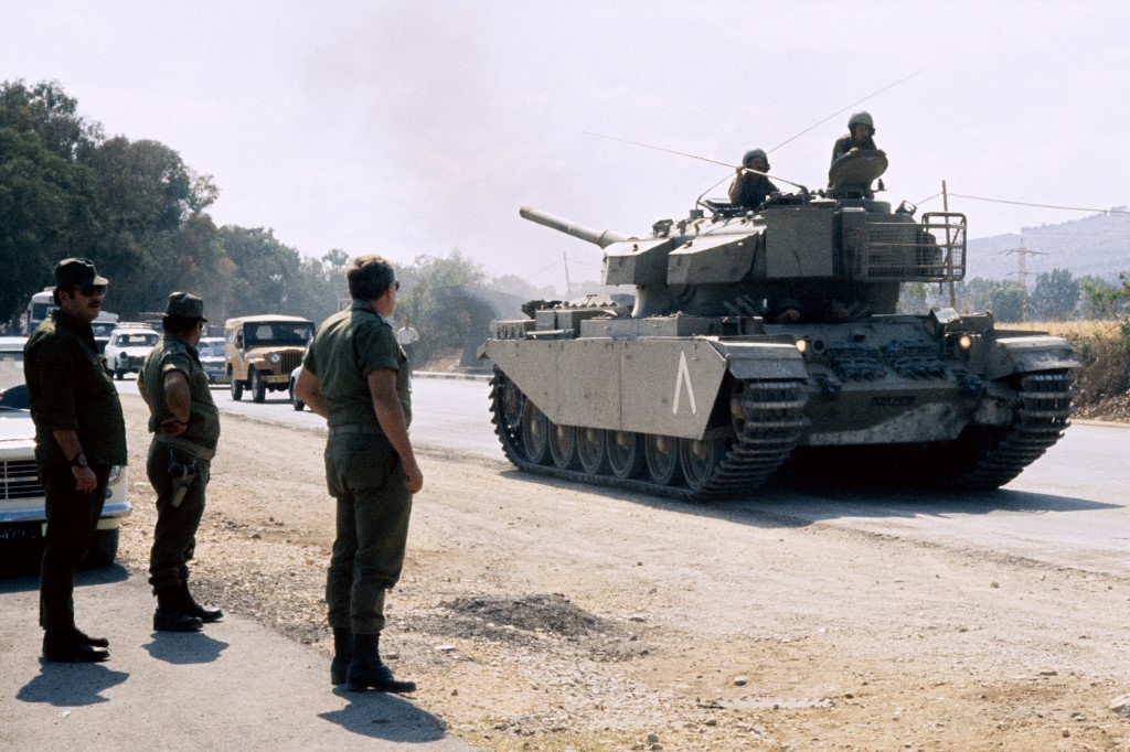  Israeli tanks are in progress on the Syrian front during the 1973 Arab–Israeli War a few kilometres from Damascus, October 14, 1973. (Photo: AFP)