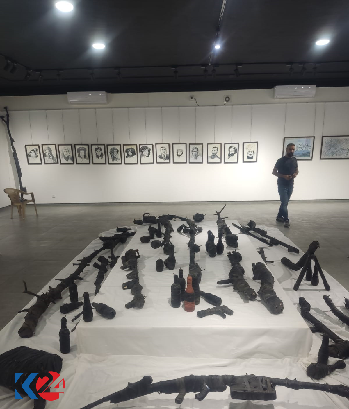 The joint exhibition of Kurdish and French artists at the Media Gallery in Erbil, Oct. 8, 2023. (Photo: Kurdistan 24) 