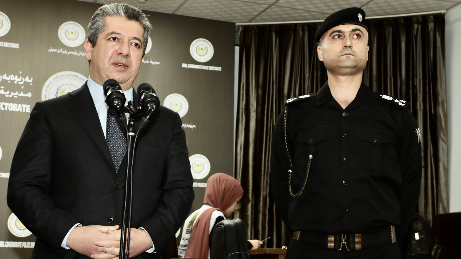 Kurdistan Region Prime Minister Masrour Barzani (left) is pictured delivering remarks at General Directorate of Erbil Police, Oct. 11, 2023. (Photo: KRG)