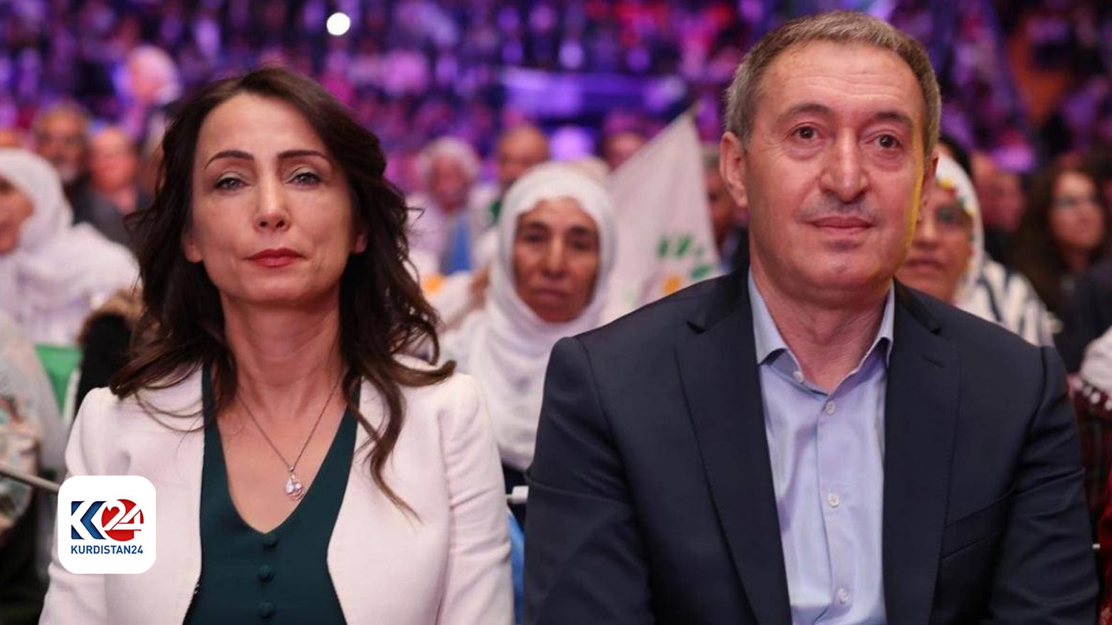 تونجەر باکیرهان و هاتمئۆغڵولەری، هاوسەرۆکانی هەدەپ