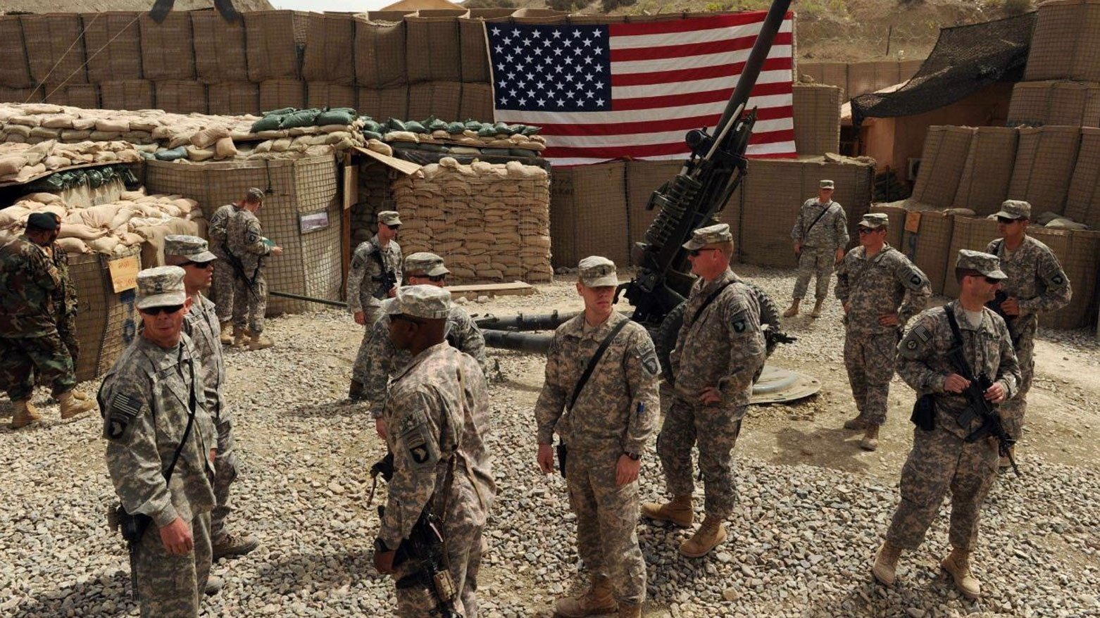 در حمله به پایگاه آمریکا در سوریه ٢٠ سرباز مجروح شدند