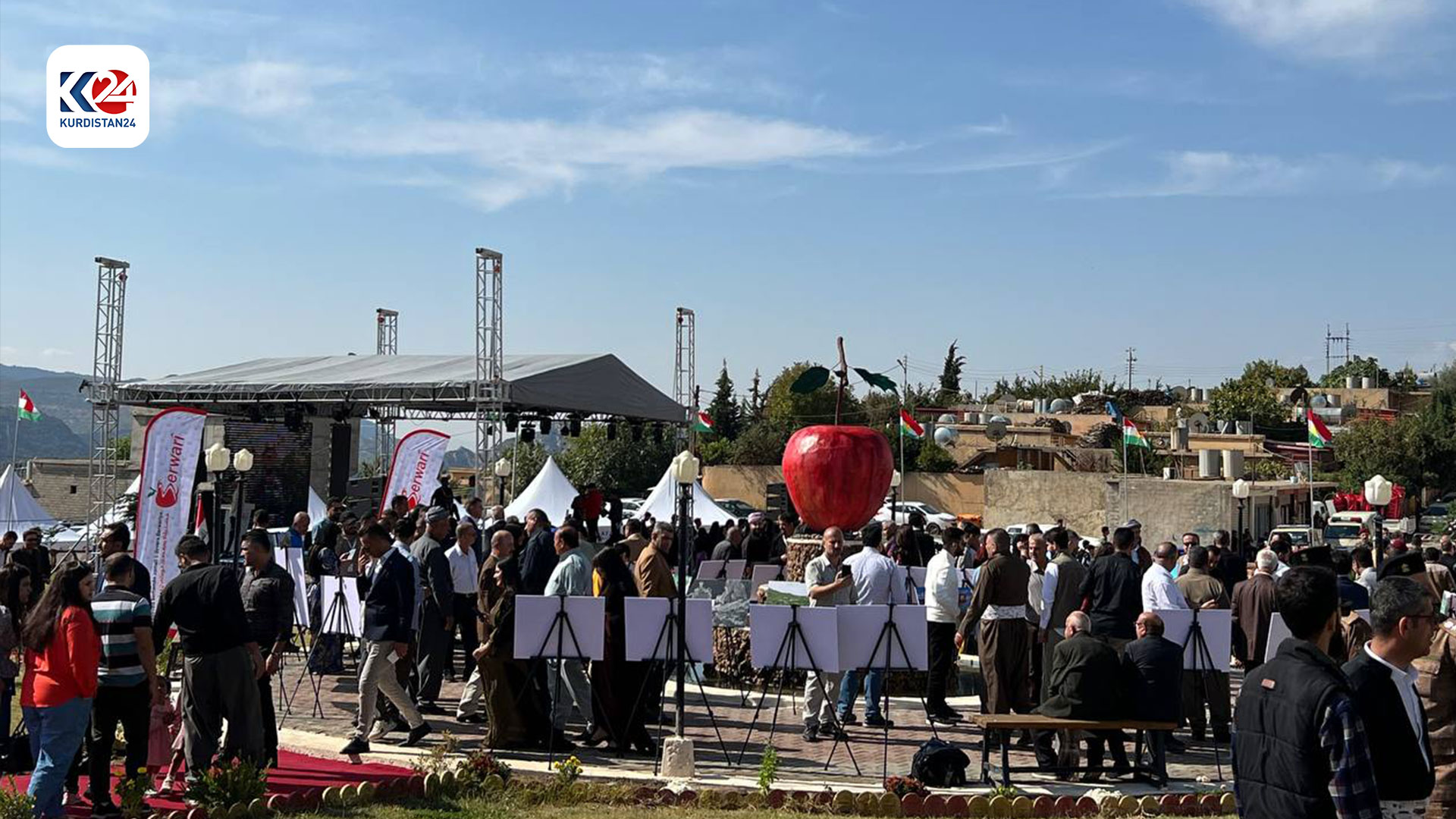 بە وێنە؛ بەڕێوەچوونی یەکەمین فێستیڤاڵی بەرهەمە ناوخۆییەکان لە بریفکا (وێنە: هەیسەم زاوێتەیی - کوردستان24)