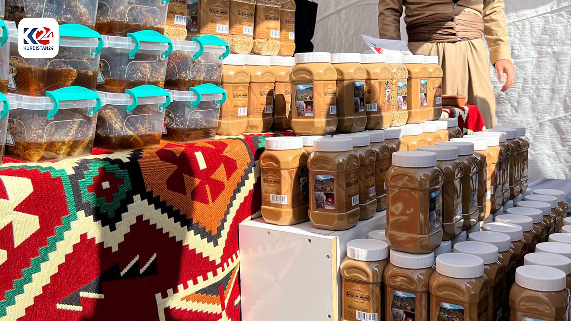 بە وێنە؛ بەڕێوەچوونی یەکەمین فێستیڤاڵی بەرهەمە ناوخۆییەکان لە بریفکا (وێنە: هەیسەم زاوێتەیی - کوردستان24)