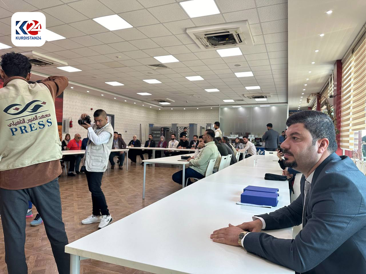 سەردانی مامۆستا و قوتابیانی پەیمانگەی پێگەیاندنی راگەیەندکاریی عێراقی بۆ دامەزراوەی کوردستان24